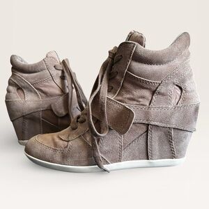 ASH Bowie Lace-Up Wedge Sneaker in Tan